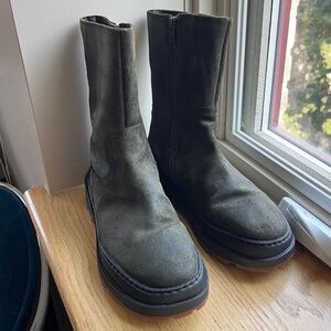 Camper Brutus Trek MICHELIN NWOT